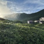 南竜山荘と夕陽